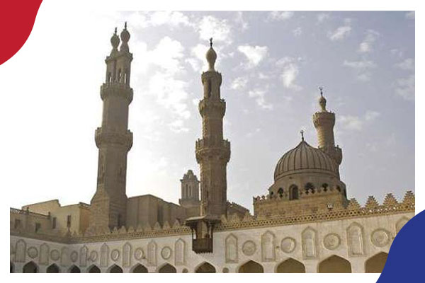 فى بيان شديد اللهجة، الأزهر يحذر من تسفيه صورة عالم الدين