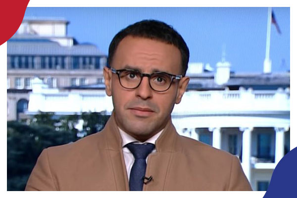 عباس كامل طالب أمريكا بسجن 