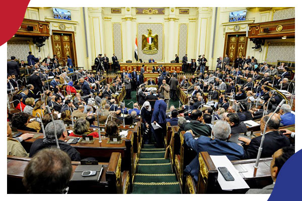 سياسيون: قانون فصل الموظفين المعارضين بمصر 