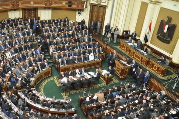 130 مليار دولار ديونا خارجية: برلمان مصر 