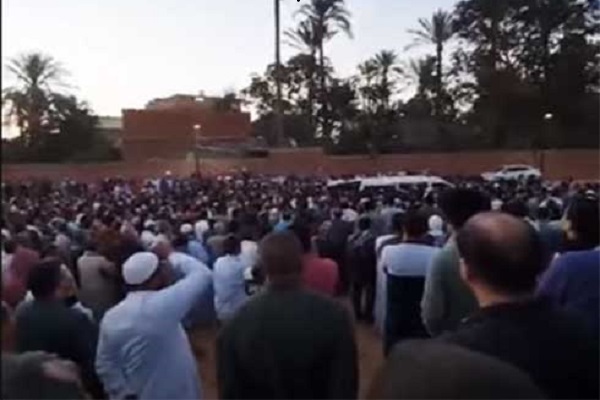 مشاركة جماهيرية صدمت الانقلابيين: اعتقالات وسط مشيعي جنازات كرداسة 
