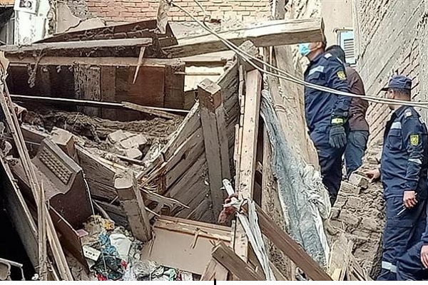 مصر: قتلى وجرحى جراء انهيار مبنى سكني وخروج قطار عن مساره