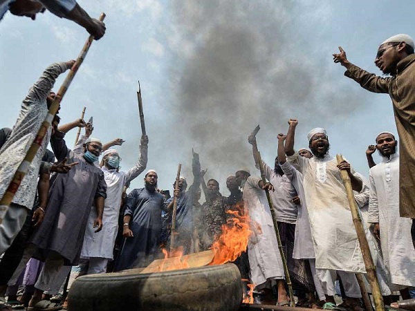 5 قتلى في احتجاجات ضد زيارة رئيس وزراء الهند لبنغلاديش